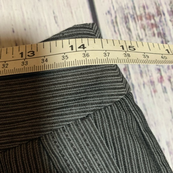 Chico’s Gray Pinstripe Trousers. Flare. Mid rise. Size 0. (S/4) - Picture 7 of 10